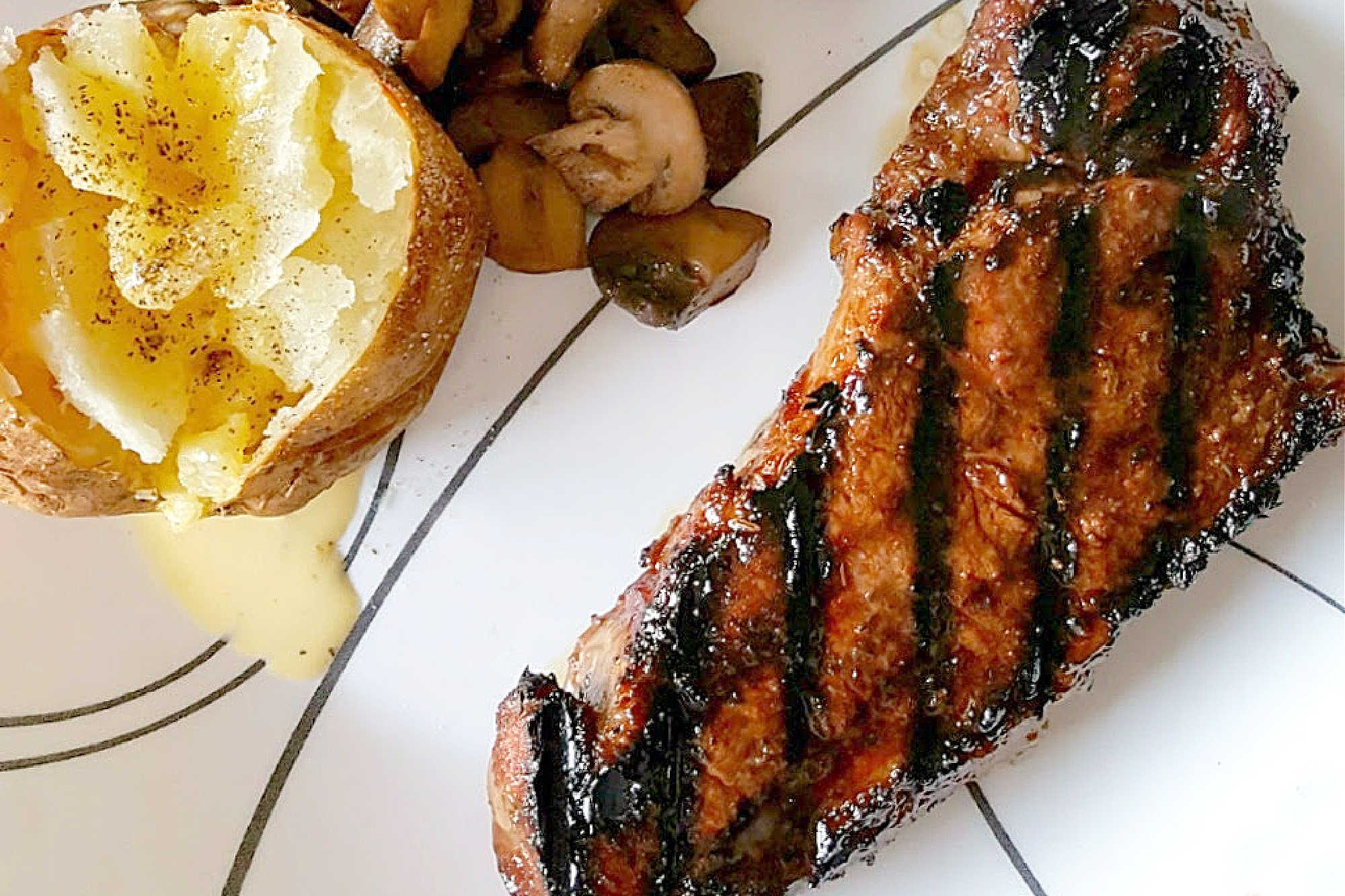 It's marinating time! 🍴Sink your teeth into the deliciousness of drunken marinated steak. It will having you craving for more! Indulge yourself! #drunkensteak #marinatedsteak #stripsteak #SteakLoversUnite #MeatMavericks #MarinatedMasterpiece #FoodieFrenzy #SizzleAndSavor #MarinatedMeats #BoozyBBQ #MeatMarinadeMaster #GrillAndChill