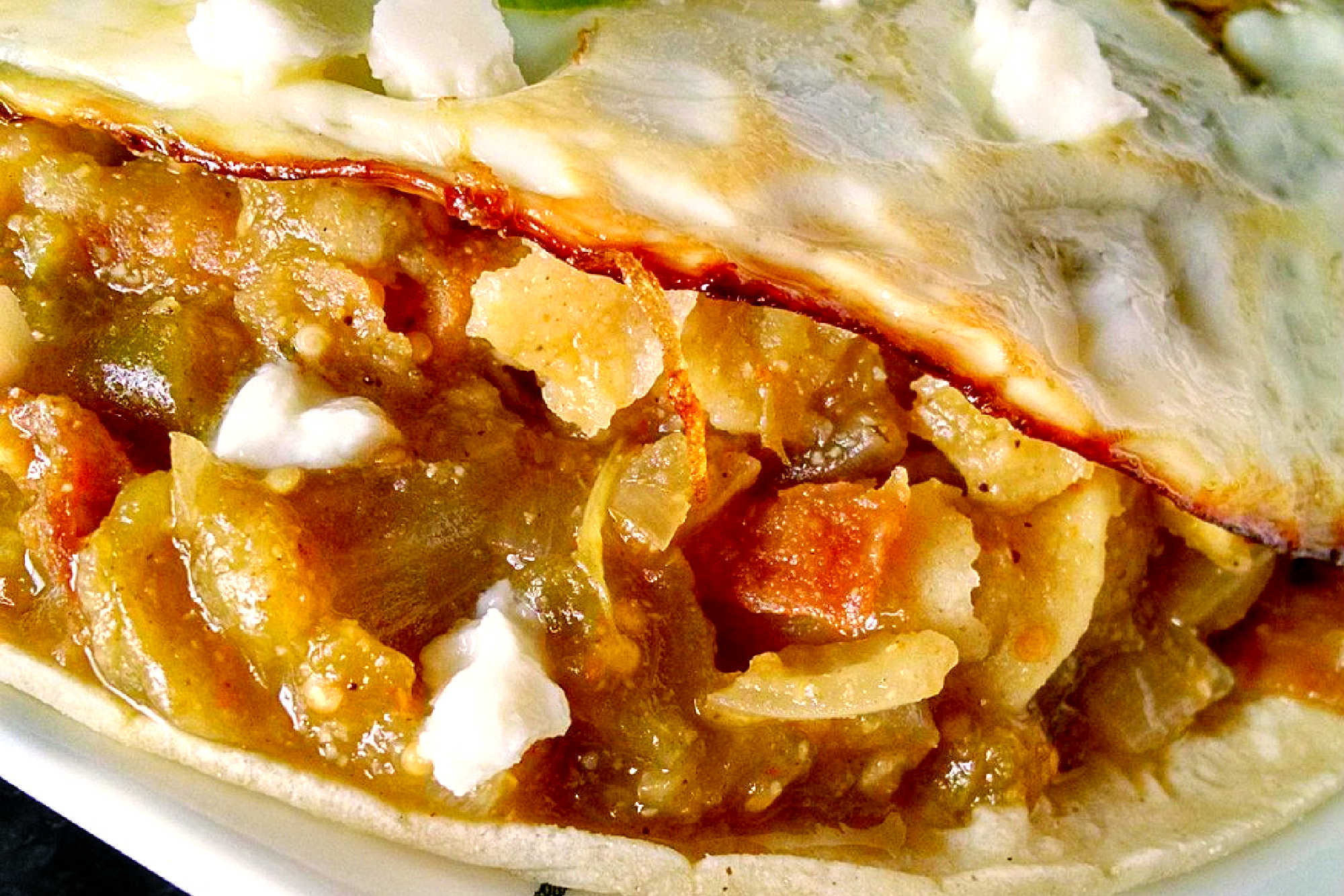 Spice up your breakfast with a twist on a Mexican classic. Green Chile Chilaquiles are the perfect way to kickstart your day and add some flavor to your morning routine. #chilaquiles #foodie #breakfastgoals #GreenChileChilaquiles #MexicanFoodLovers #SouthwestEats #BrunchInspo #FoodieFaves #SpicyBreakfastFavs #MexicanCuisineDelight #BreakfastGoals #FoodieFinds