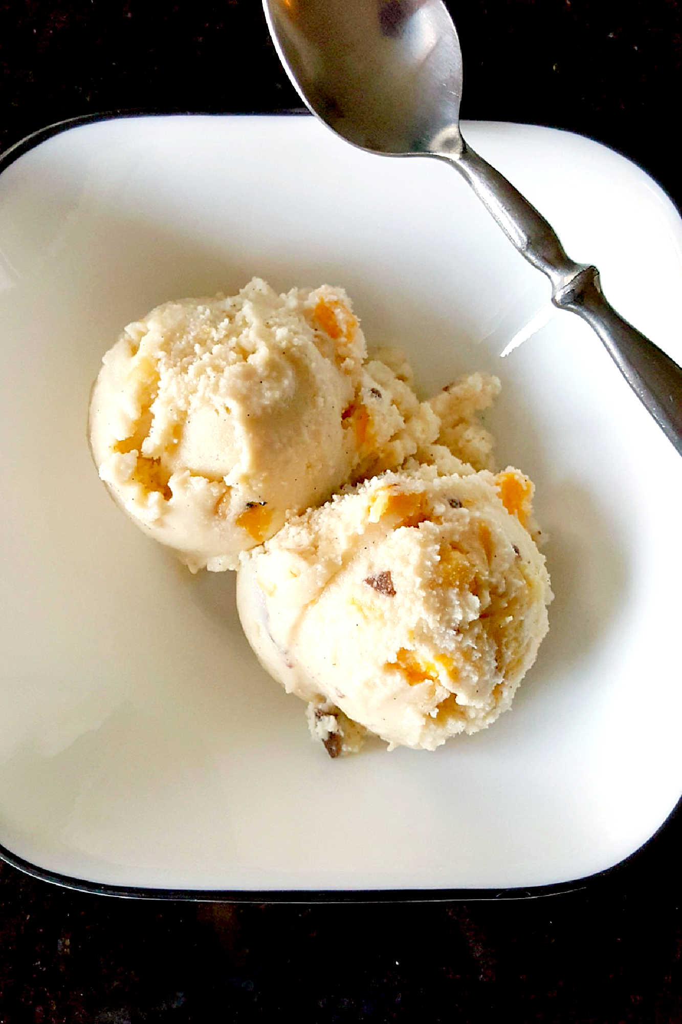 Craving something sweet and refreshing? Look no further! This tropical frozen yogurt will transport you to a beach paradise with every bite. 🍍🍦🌴 #TropicalTreats #FroYoVibes #HealthyDesserts #IslandFlavors #SummerSweets #TropicalFrozenYogurt #HealthyTreats #FrozenFaves #SummerSnacks #YogurtObsessed