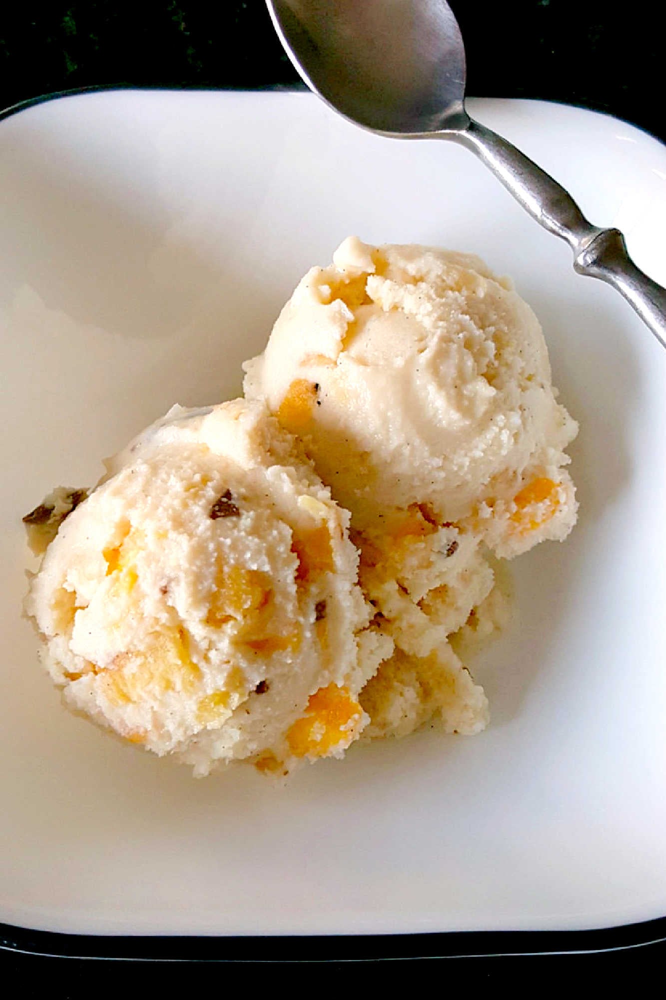 Craving something sweet and refreshing? Look no further! This tropical frozen yogurt will transport you to a beach paradise with every bite. 🍍🍦🌴 #TropicalTreats #FroYoVibes #HealthyDesserts #IslandFlavors #SummerSweets #TropicalFrozenYogurt #HealthyTreats #FrozenFaves #SummerSnacks #YogurtObsessed