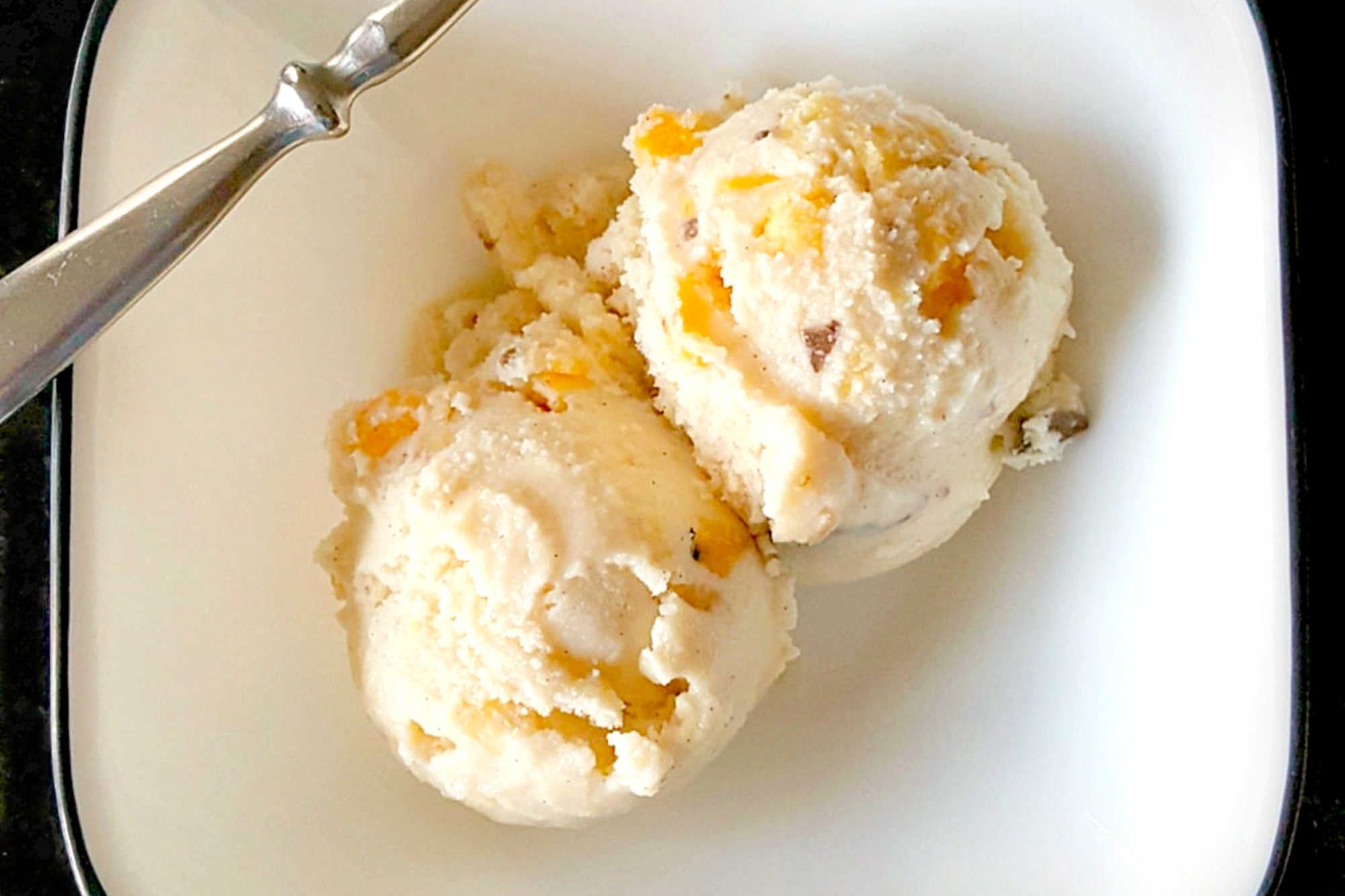 Craving something sweet and refreshing? Look no further! This tropical frozen yogurt will transport you to a beach paradise with every bite. 🍍🍦🌴 #TropicalTreats #FroYoVibes #HealthyDesserts #IslandFlavors #SummerSweets #TropicalFrozenYogurt #HealthyTreats #FrozenFaves #SummerSnacks #YogurtObsessed