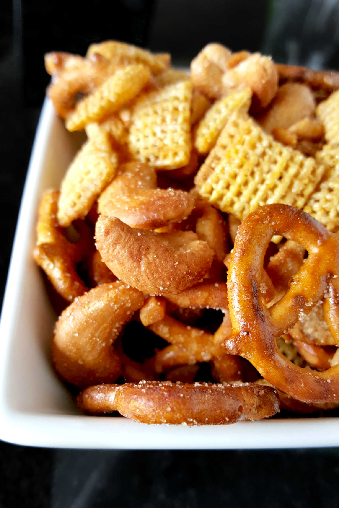Craving something sweet and savory? Look no further than our Cinnamon Honey Nut Snack Mix – the perfect blend of flavors in one delicious bite. 🍯🌰 #snacktime #cinnamonsnackattack #CinnamonHoneyNutMix #HealthySnackIdeas #NuttyDelight #CraveWorthySnacks #FoodieFaves