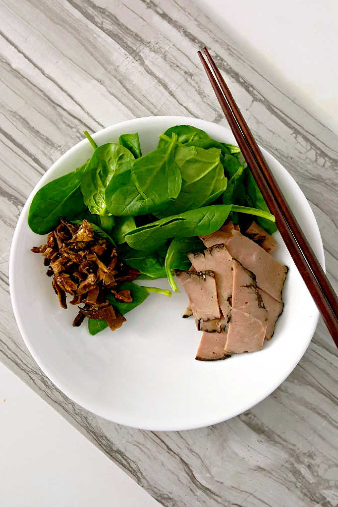 A mash up of pho style soup with Italian flavored beef, this Italian Beef Pho is simple, delicious, and perfect for cold nights like this one. #fusionrecipe #pho #Italiansoup #easyrecipe