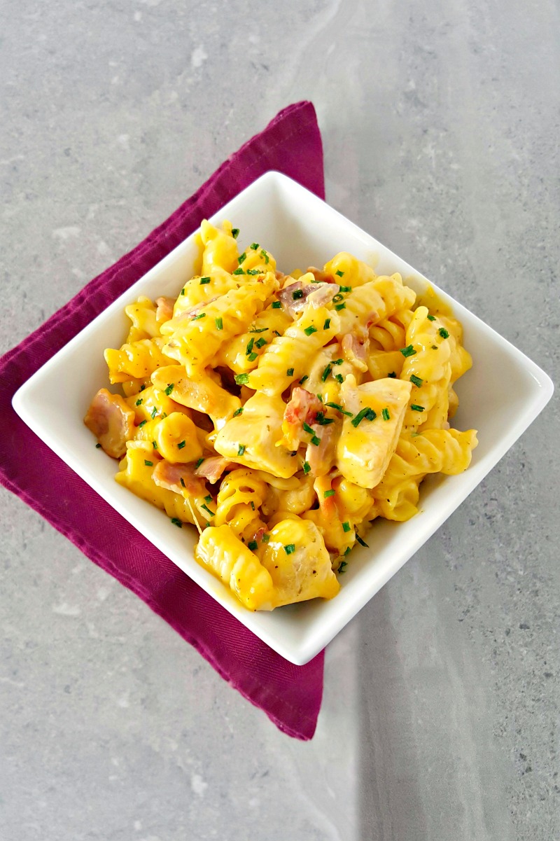 Just like a chicken club sandwich, this Chicken Club Pasta has chicken, bacon, and cheddar cheese in it. Not only is it delicious, but it's kid friendly and budget friendly. Just like a chicken club sandwich, this Chicken Club Pasta has chicken, bacon, and cheddar cheese in it. Not only is it delicious, but it's kid friendly and budget friendly.