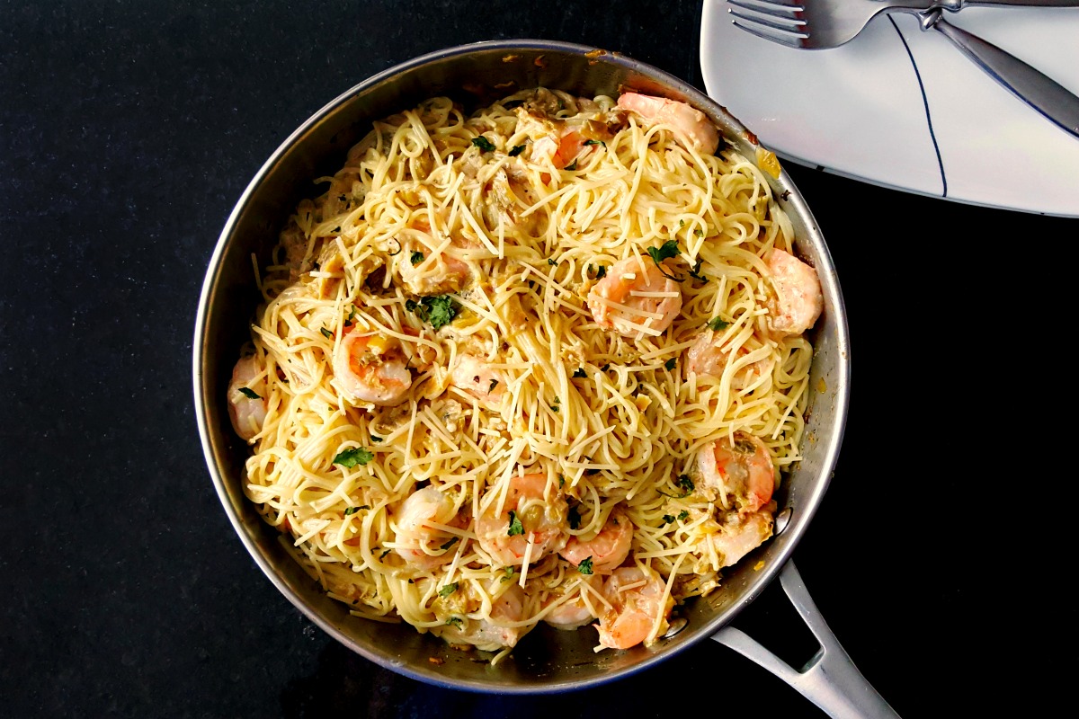 Pasta Carbonara with Shrimp and Leeks is a fast paced recipe that tastes amazing and is on the table super quick! 
