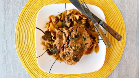Slow Cooker Pork Chops with Mushroom Sauce