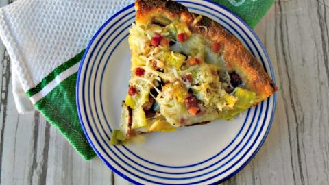 Potato Leek Skillet Pizza packs amazing flavor in a small package. All the delicious flavors are used in moderation for this crispy crusted appetizer or main dish pizza.