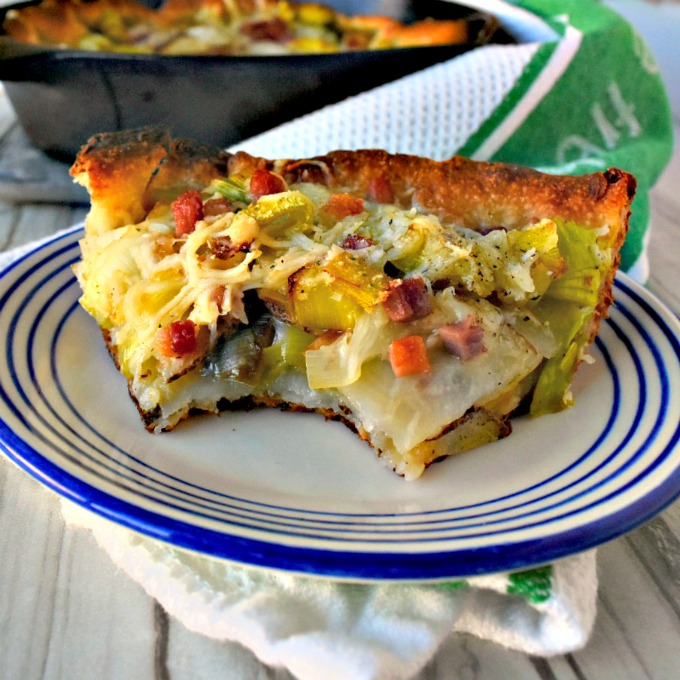 Potato Leek Skillet Pizza packs amazing flavor in a small package. All the delicious flavors are used in moderation for this crispy crusted appetizer or main dish pizza.