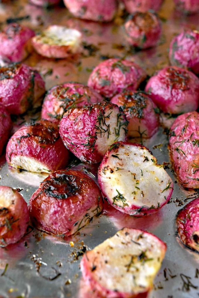 Roasting radishes changes their flavor completely! If you haven't roasted radishes, then try these Dill Roasted Radishes for a different #Easter side dish. #EasterRecipes
