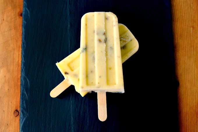 The exotic flavors in these Cardamom Saffron Pistachio Yogurt Pops have you traveling from your kitchen. They're quick to make and OH so delicious! #makeitwithMILK #FWCon