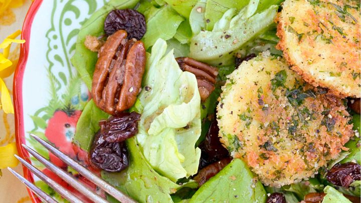 Image for Toasted Goat Cheese & Pecan Salad