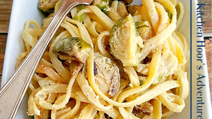 Slightly sweet and nutty; Roasted Brussels Sprouts Carbonara is a deliciously different take on the Italian classic dish. #BrusselsSproutsCarbonara #RoastedVeggieLove #PastaNightDelight #FoodieFavs #EasyPeasyRecipes