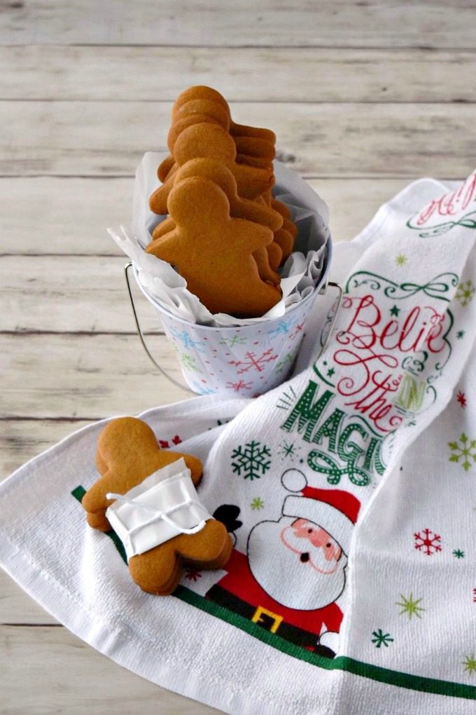 Gingerbread Cookies #ChristmasCookies
