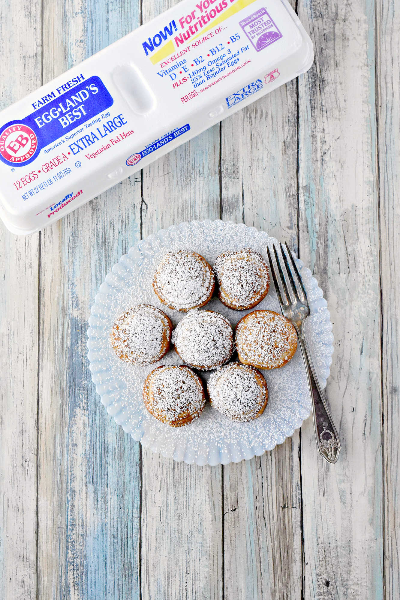 Say goodbye to boring breakfasts and hello to these Pumpkin Cheesecake Ebelskivers! Perfectly fluffy, filled with creamy pumpkin cheesecake, and finished with a dusting of powdered sugar. Your mornings just got a whole lot better.  #PumpkinCheesecakeEbelskiver #FallTreats #PumpkinSpice #CulinaryDelights #FoodieFaves #PumpkinCheesecake #Ebelskivers #FallTreats #FestiveFlavors #HolidayBaking