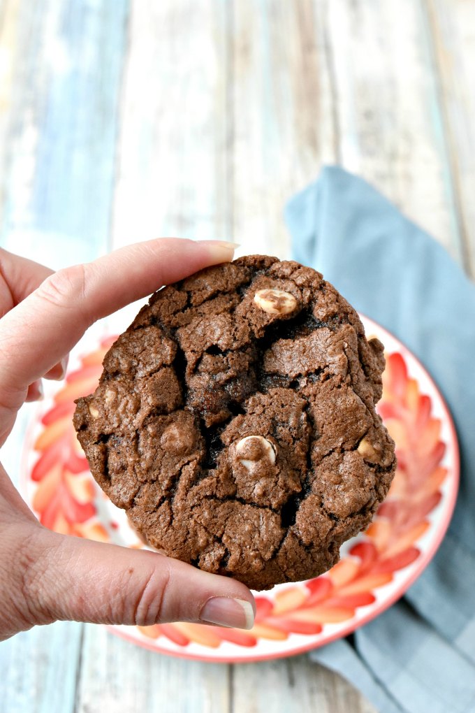 As if the fudge-y goodness in these cookies wasn't enough, I added three - count 'em THREE - types of chips to these cookies.  Triple Chip Cookies have semi-sweet chocolate, white chocolate, and peanut butter chips in these monster cookies. #Choctoberfest
