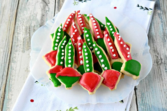 A simple sugar cookie recipe turns into a fun and festive cookie with this nostalgic cookie cutter.  Bubble Light Sugar Cookies boasts delicious holiday flavor with a little cookie butter flavor added to the dough.