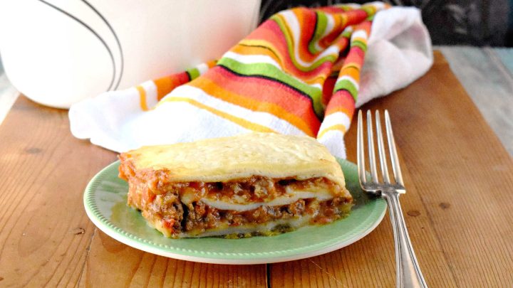 Forget Taco Tuesday, it's all about Taco Lasagna night! This layered dish brings the best of both worlds together in one tasty bite. #TacoLasagnaDelight #MexicanFoodLove #TacoTuesdayForever #ComfortFoodGoals #FoodieFiesta #tacolove #mexicanfood #foodiefinds #foodporn #tacotuesday