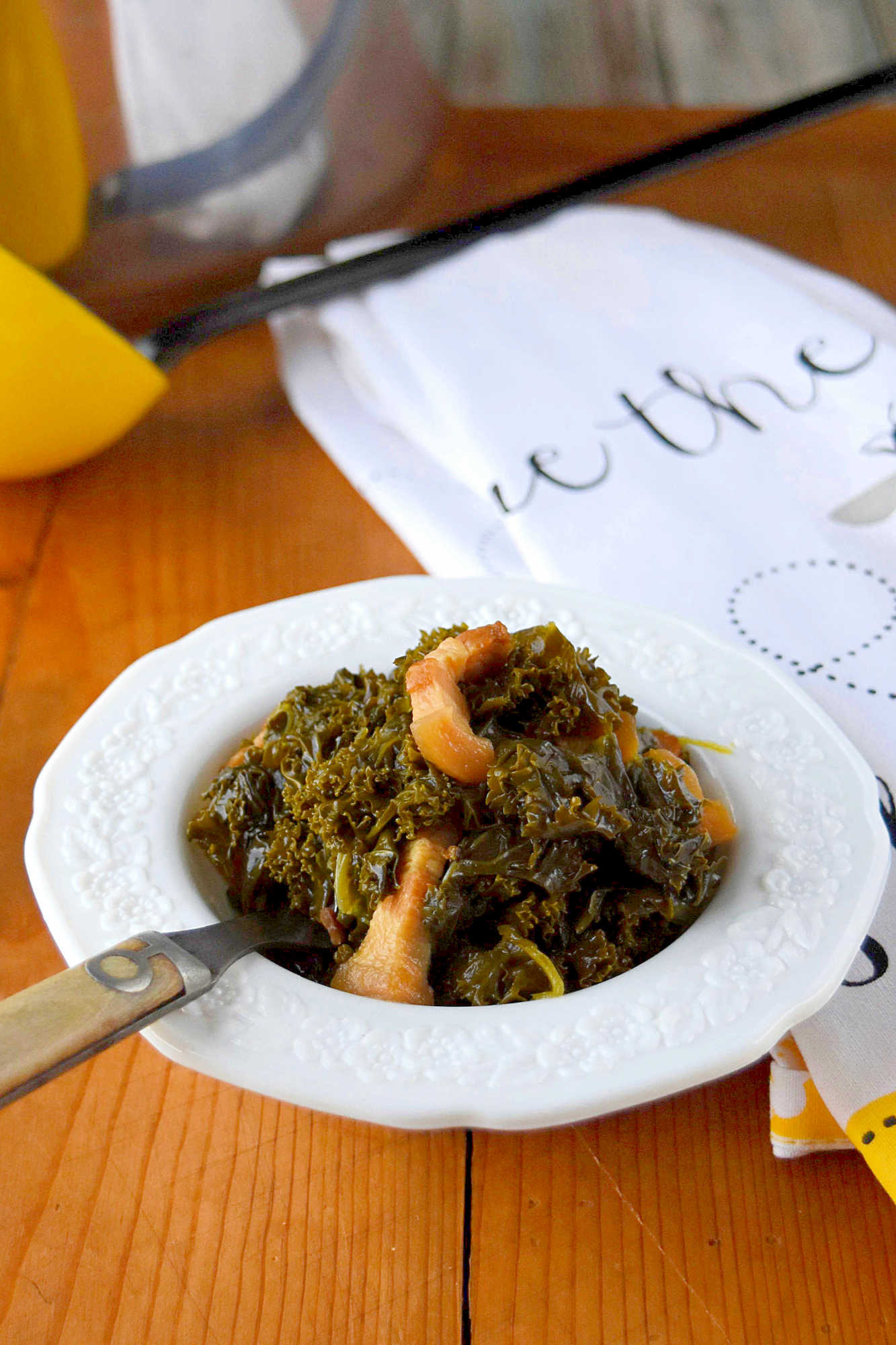 Ready to take your taste buds on a journey to the South? Look no further than Delicious Southern Kale! ๐
A mouthwatering experience that will leave you wanting more. #kalerecipe #southernkale #comfortfood #sidedish #SouthernKaleDelight #FarmFreshFlavors #SoulfulCooking #KaleRecipes #HealthyEatingHabits #SouthernFlavors #TasteTheSouth #DeliciousSouthernKale