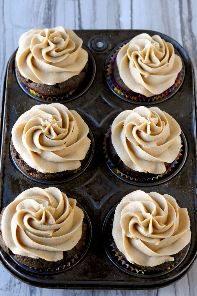 Chocolate Cupcakes with PB Fluff Buttercream are rich, delicious, and full of fluffernutter flavor.  Your kids will rush home from school to devour these delicious cupcakes. #BacktoSchoolTreats 