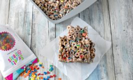 It takes 5 minutes tops to make these Easy Peanut Butter Cereal Bars.  Oh, and only 4 ingredients.  There’s no reason you can’t have these waiting for the kids when they get home from school. #BacktoSchoolTreats