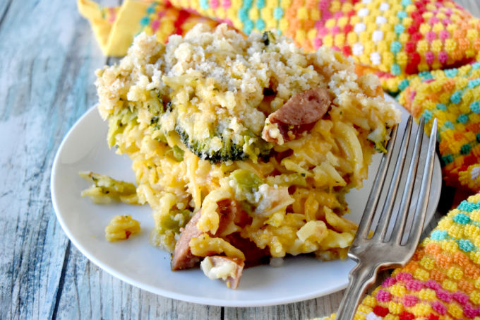 At just a little over $5.00 for the whole meal, Broccoli Mac Kielbasa Casserole will fill your family of four up with hearty, healthy-ish ingredients. #HungerActionMonth