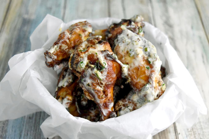 Kefir Marinated Air-Fryer Wings are marinated in a kefir and Buffalo sauce mixture which makes them tender with a delicious crispy caramelized skin. The homemade kefir ranch dressing takes it all over the top for a flavor explosion! #lifewaykefir #madewithlifeway #loveyourguts #lifewayrecipechallenge