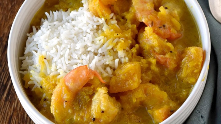 Coconut Pumpkin Shrimp Curry is packed with delicious curry flavors, sweet pumpkin, tasty shrimp, and a kick from the homemade chili base.  It is creamy with yummy kick. #PumpkinWeek