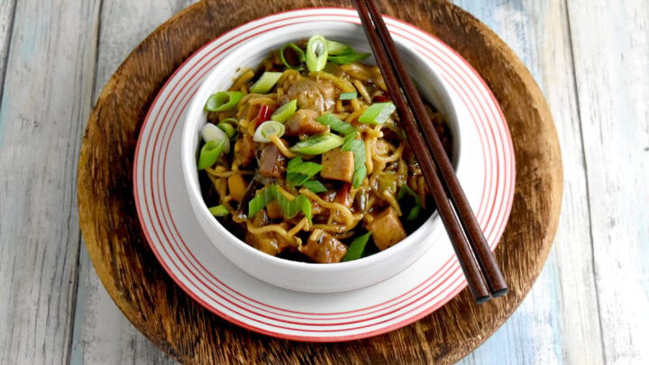 Pork and Noodle Stir Fry is a quick an easy dinner on the table super quick. The Fortune noodles cook up quick and taste hearty and delicious in this simple stir fry. #cooklikeawokstar #norulestostirfry #fortunerecipechallenge
