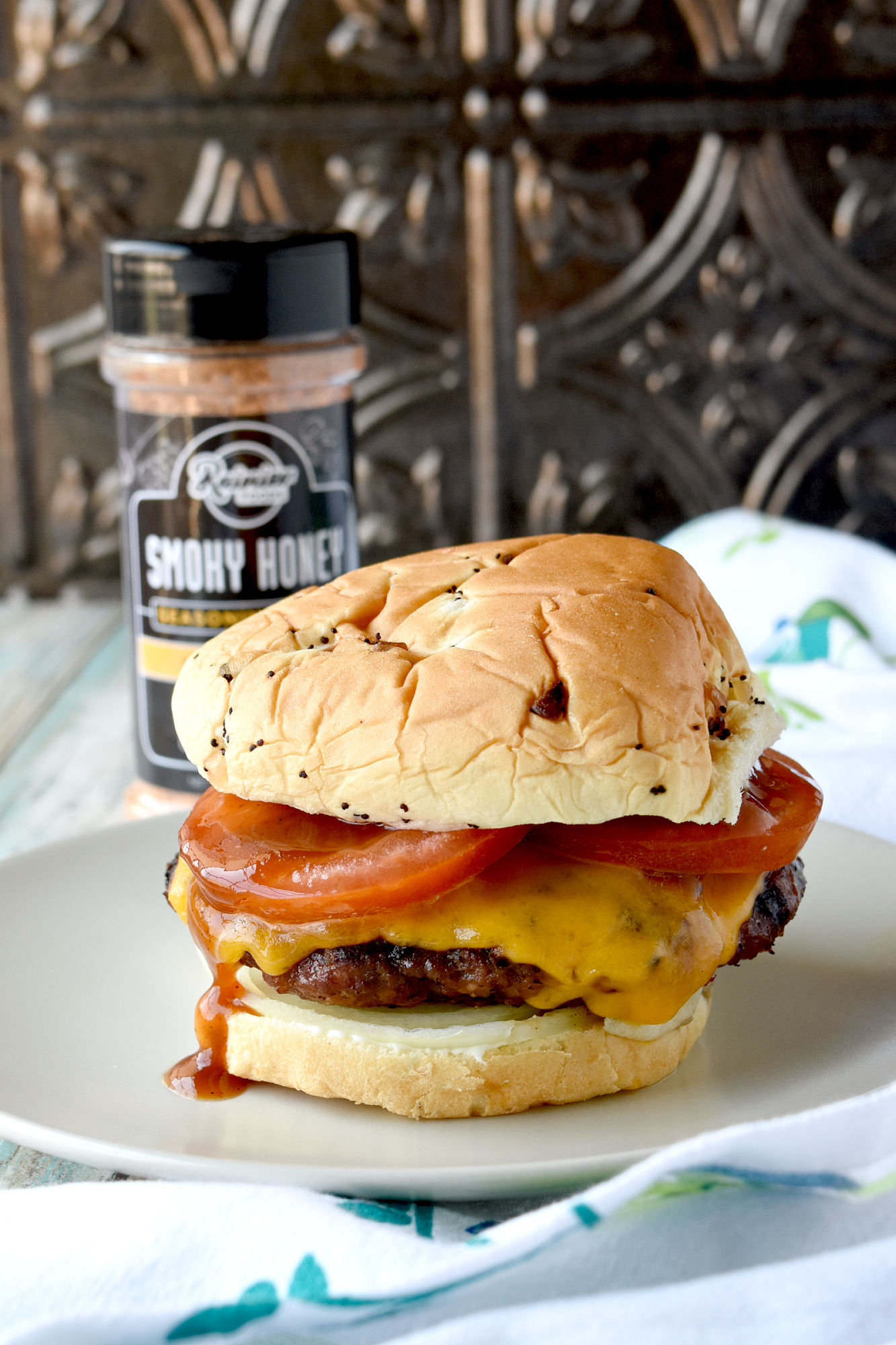 Barbecued Pork Burgers not only have barbecue sauce, but also a Smoky Honey seasoning bland that makes them smoky and sweet.  #BBQWeek