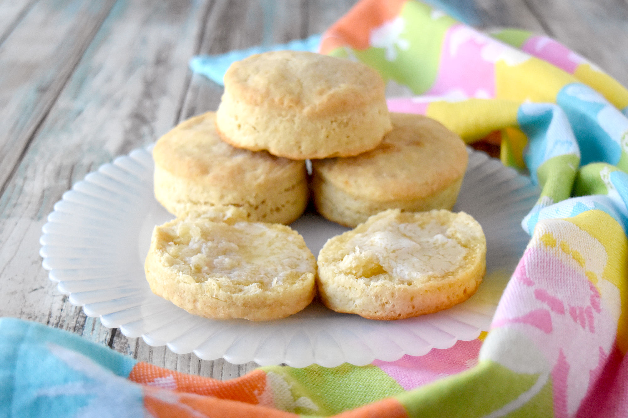 Quick and Easy Buttermilk Biscuits