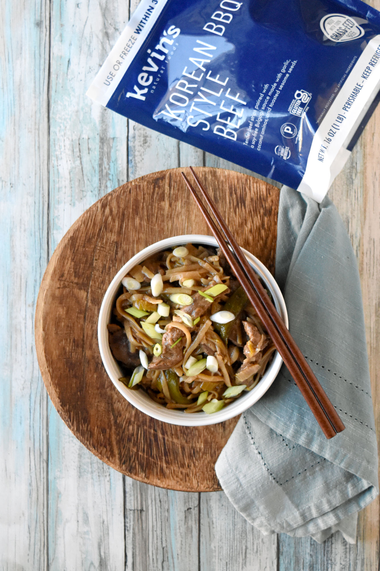 Korean BBQ Beef Stir Fry is packed with sweet and spicy Korean barbecue flavor, crispy vegetables, and delicious rice noodles.  It’s gluten free and totally delicious. #kevinsrecipechallenge #KoreanBBQBeef #glutenfree
