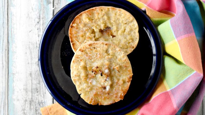 Sourdough English Muffins are easy to make and are a delicious change from your typical breakfast bread. They make the best muffin sandwiches, too! #BrunchWeek #sourdough #sourdoughstarted #discaredrecipe #breadrecipe #Englishmuffins