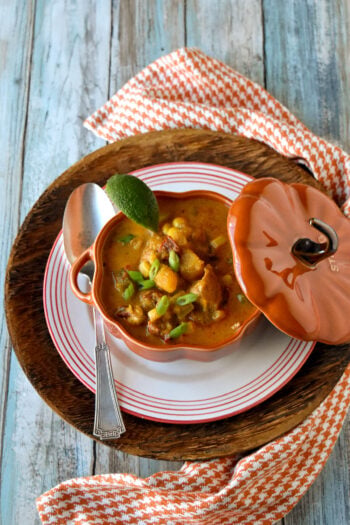 Packed with robust flavors and a touch of smoky heat, this Chicken Chipotle Pumpkin Chowder is the ultimate comfort food for chilly fall nights. #PumpkinWeek HeatMeetsSweet #SoupLife #ChipotleChowderLover #FallComfortFood #ChipotleFanatics #WarmAndCozySeason