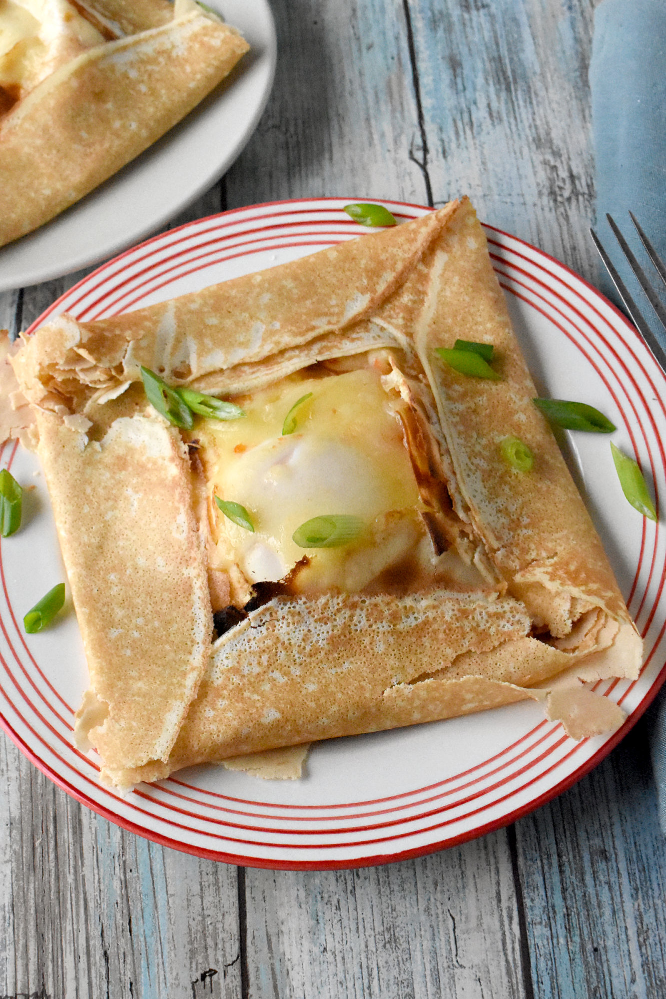 Tex-Mex Breakfast Crepes are the perfect combination of savory and spicy.  Get ready for a flavor fiesta! #TexMexCrepes #BreakfastCrepes #MexicanBreakfast #CrepesofInstagram #FoodieBreakfast
