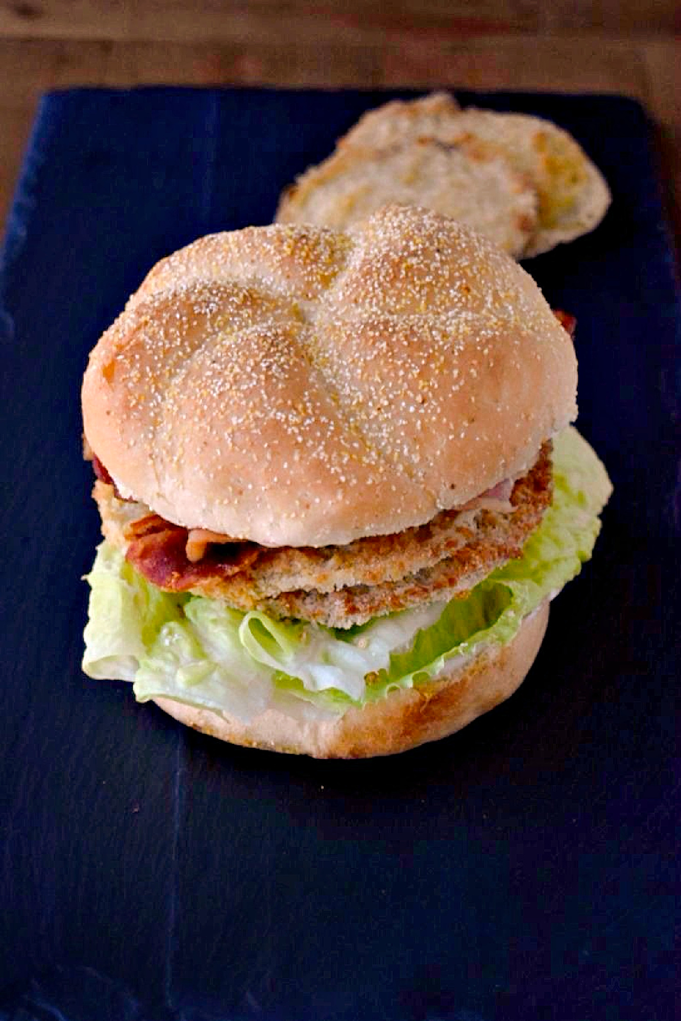 This BLFGT Sandwich has crispy bacon, refreshing lettuce, and tangy fried green tomatoes. It will make your taste buds sing! #BLTdelight #baconloversunite #baconbaconbacon #friedgreentomatolove #sandwichgoals
