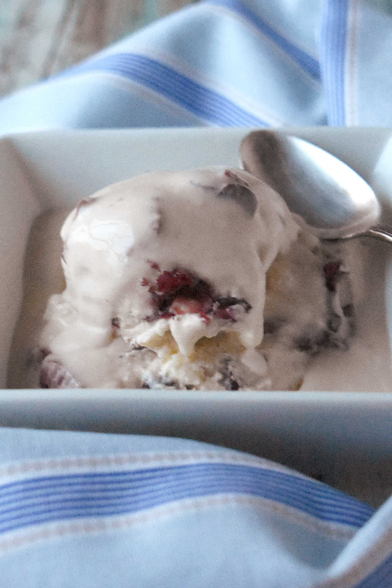 Indulge in a decadent dessert with our homemade cherry pie mascarpone ice cream. Every bite is a little bit of heaven. 🍒🍦 #IceCreamLoversUnite #CherryPieDelight #MascarponeMadness #SummerSweets #DessertGoals