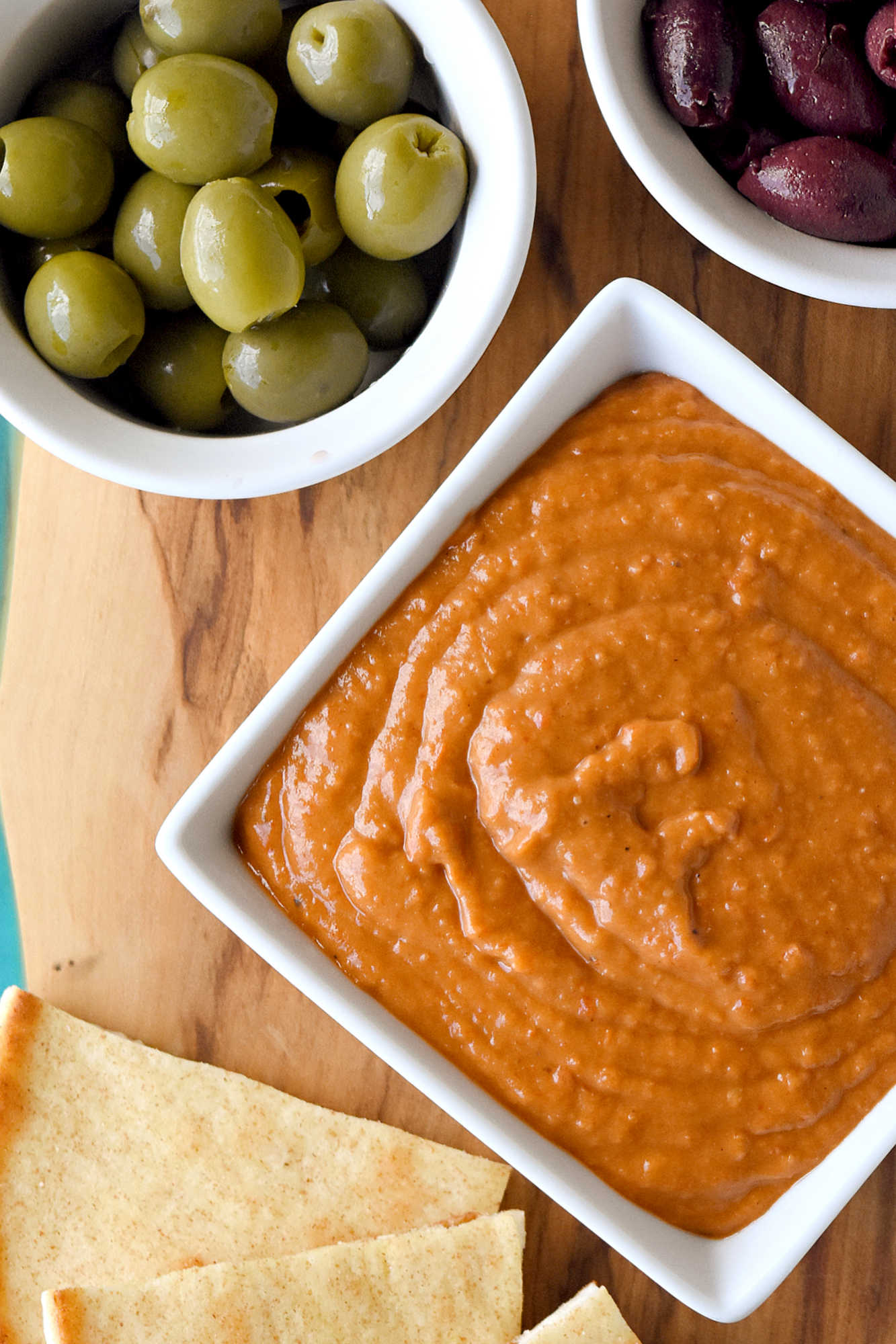 Add some flavor to your meals without spending hours in the kitchen.  Easy Ajvar Sauce is the perfect solution for quick and tasty meals on the busiest of nights. #FarmersMarketWeek #busyday #easycooking #simplify #AjvarSauceSavvy #BalkanFlavors #EasyHomemadeSauce #VeganCondiments #HealthyFoodHacks