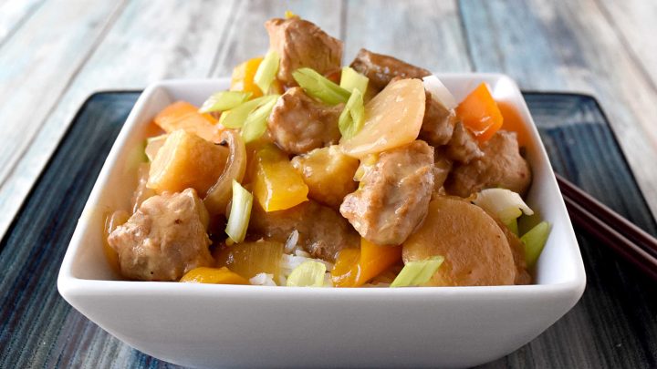 Spice up your dinner routine with this mouth-watering spicy pork and pepper stir-fry! Perfect for those who love a little kick in their meals. #chefapproved #weeknightwin #spiceituppork #easyrecipes #spicyflavors #deliciousdinners #spicypork #stirfry #spicyfoodlovers #asiancuisine #porkstirfry #homecookingadventures #flavorfuldelights #spicyfoodlove #stirfrydelight #porkloverlife #pepperpower #flavorfulmeals