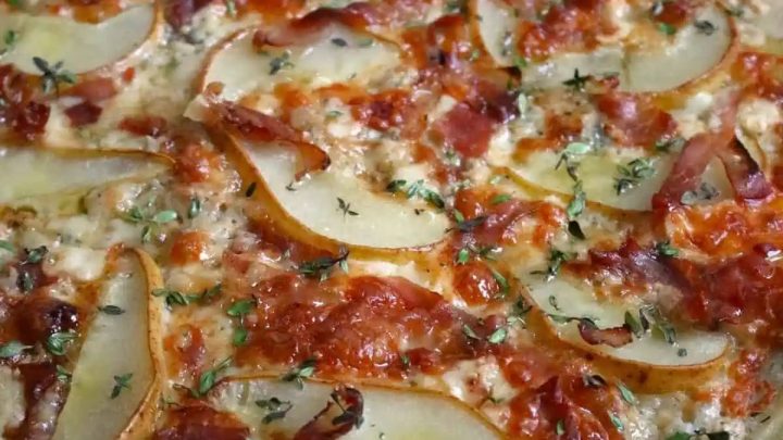 This gorgonzola pear pizza is more than it’s name implies with creamy mozzarella, tangy gorgonzola, nutty parmesan, salty prosciutto, juicy pears, sweet honey, and savory thyme.