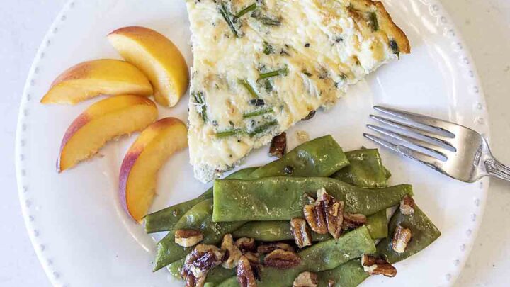 Enjoy the rich flavor of browned butter and pecans with this super simple, 3-ingredient recipe for Green Beans with Pecans.