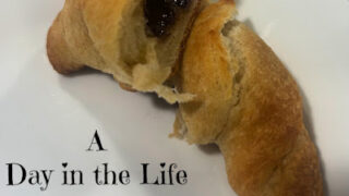 o muss, no fuss stuffed Crescent Rolls, requiring only 2 ingredients and 15 minutes.
