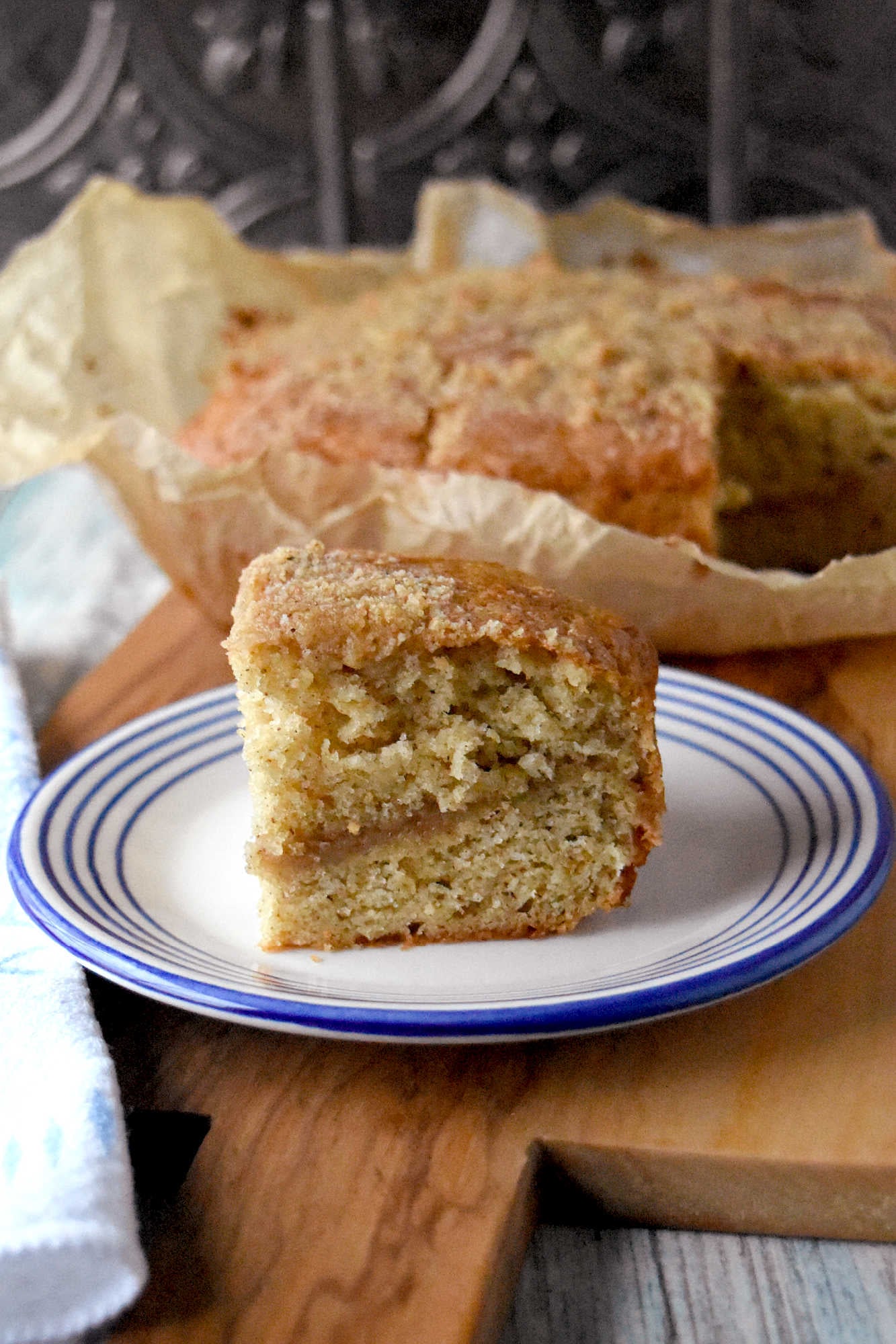 Looking for something new for your brunch table? Cardamom coffee cake is a perfect choice. The soft, tender crumb combined with a hint of spice will keep everyone asking for seconds. #ChristmasSweets #CardamomCoffeeCake #BakeWithSpices #CoffeeCakeCravings #TeaTimeTreats #SpicedSweetsociety