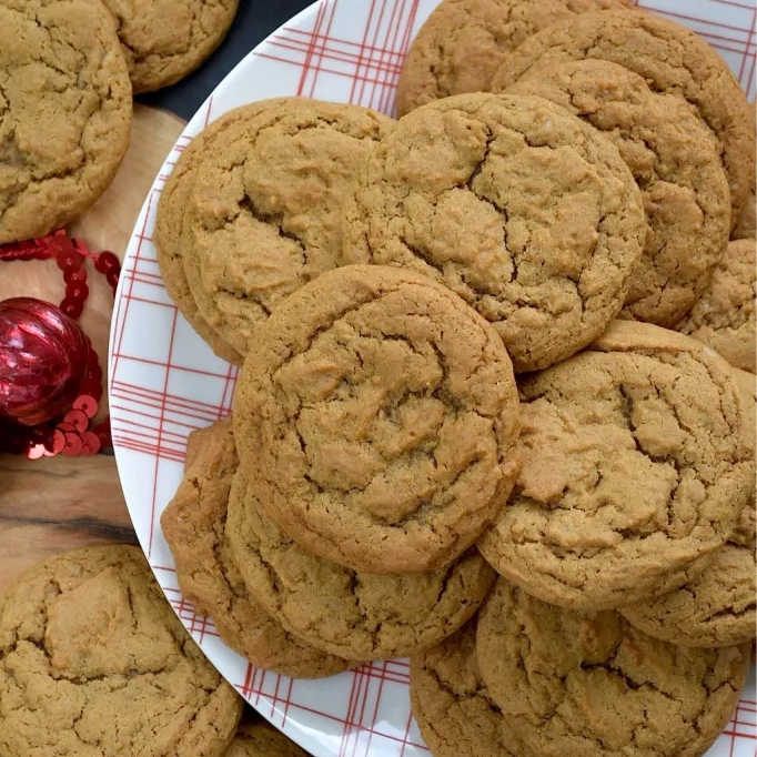These Soft & Chewy Molasses Spice Cookies are a stand-alone star, boasting a deeply comforting flavor profile of ginger, cinnamon, cloves, nutmeg, and rich molasses.