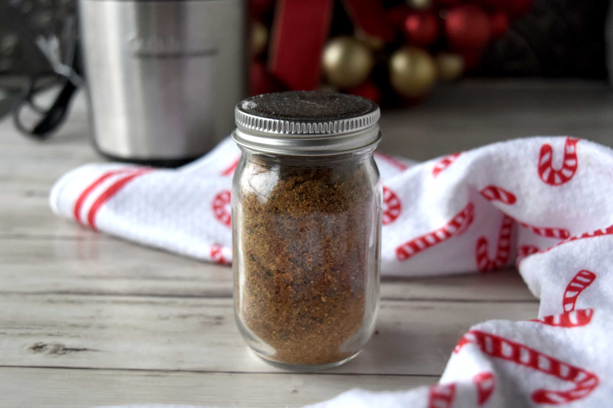 Say goodbye to store-bought spice blends and impress your loved ones with a personalized gift from the kitchen. Get ready to unleash the flavor in your baking with your very own homemade gingerbread spice mix! #OurFamilyTable #HomemadeGingerbreadSpice #DIYGingerbreadSpice #SpiceUpYourBaking #HolidayBakingEssentials #SeasonalSpiceMix