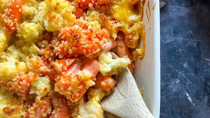 Comforting Cauliflower Carrot Gratin is a wonderful side dish full of veggies, and a creamy cheese sauce topped with golden brown breadcrumbs.