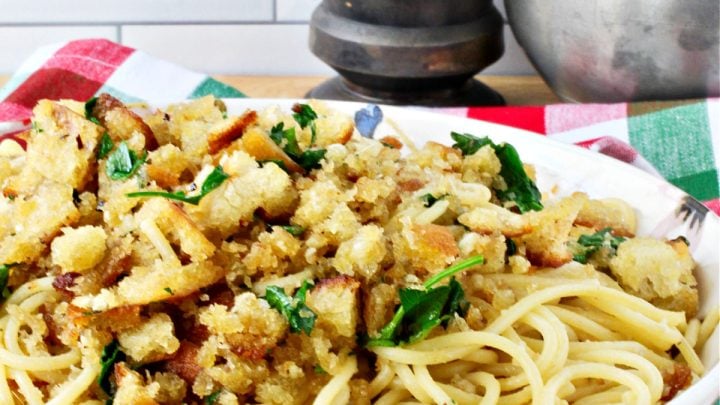 This Spaghetti with Breadcrumbs, Garlic, and Olive Oil is a rustic and wonderful take on the classic dish spaghetti aglio e olio, or spaghetti with garlic and oil, from Naples, Italy.