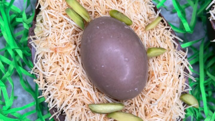 These Dubai chocolate Easter eggs are an irresistible chocolate eggs with creamy, silky pistachio filling and crispy kadaif.