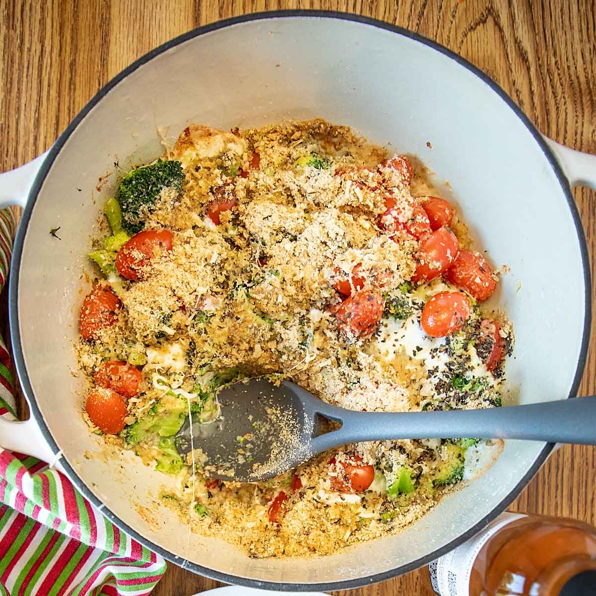 With two kinds of creamy cheese, tender broccoli & fresh cherry tomatoes, this Broccoli Cheese Casserole is a tasty & healthy entree or side.