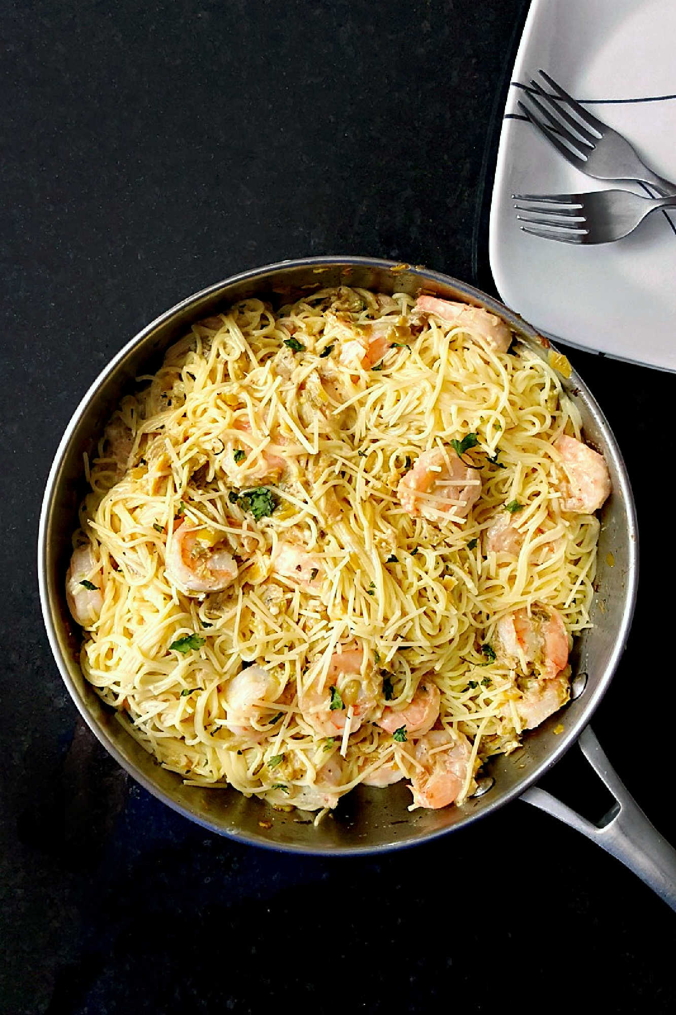 Shrimp and leeks add a savory pop to classic Pasta Carbonara, bringing together velvety sauce, al dente pasta, and fresh flavors in one dish. Ready to try something new? Save this recipe for your next dinner inspiration. #ShrimpCarbonara #PastaCarbonara #SeafoodPasta #ShrimpPasta #CarbonaraRecipe #LeeksRecipe #CreamyPasta #EasyDinnerRecipe #HomemadePasta #WeeknightDinner #DateNightDinner #FoodBlogRecipe #PastaCarbonara #LeekLovers #ItalianFoodie #HomeCookingDelight