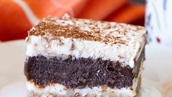 With a pecan cookie flavored base, topped with layers of chocolate and cheesecake, Chocolate Delight is a special summer dessert